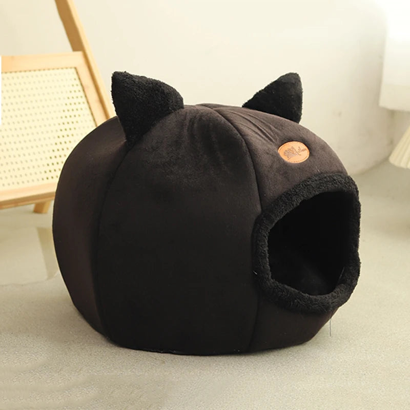 Winter Comfort Pet Cave: Cozy Cat Bed & Small Dog House Tent for Indoor Use