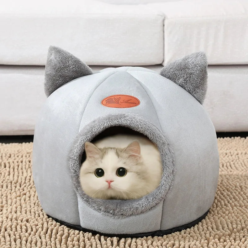 Winter Comfort Pet Cave: Cozy Cat Bed & Small Dog House Tent for Indoor Use